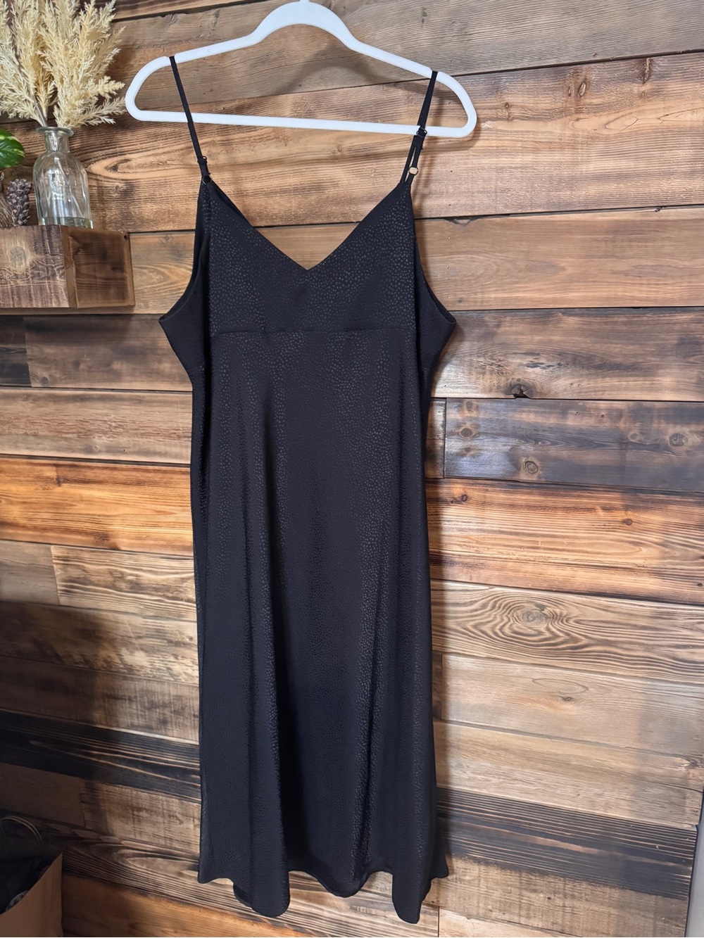 Little Black Spaghetti Strap Midi Dress Emma & Michelle Size XL 14/16 Silky - Picture 3 of 8